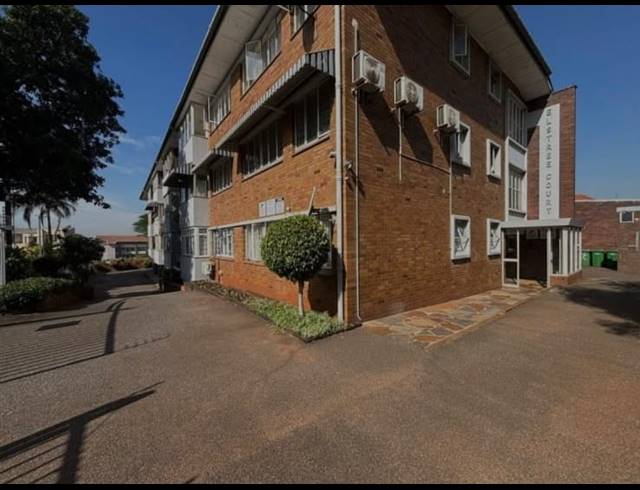 1.5 BEDROOM APARTMENT FOR SALE IN GLENWOOD